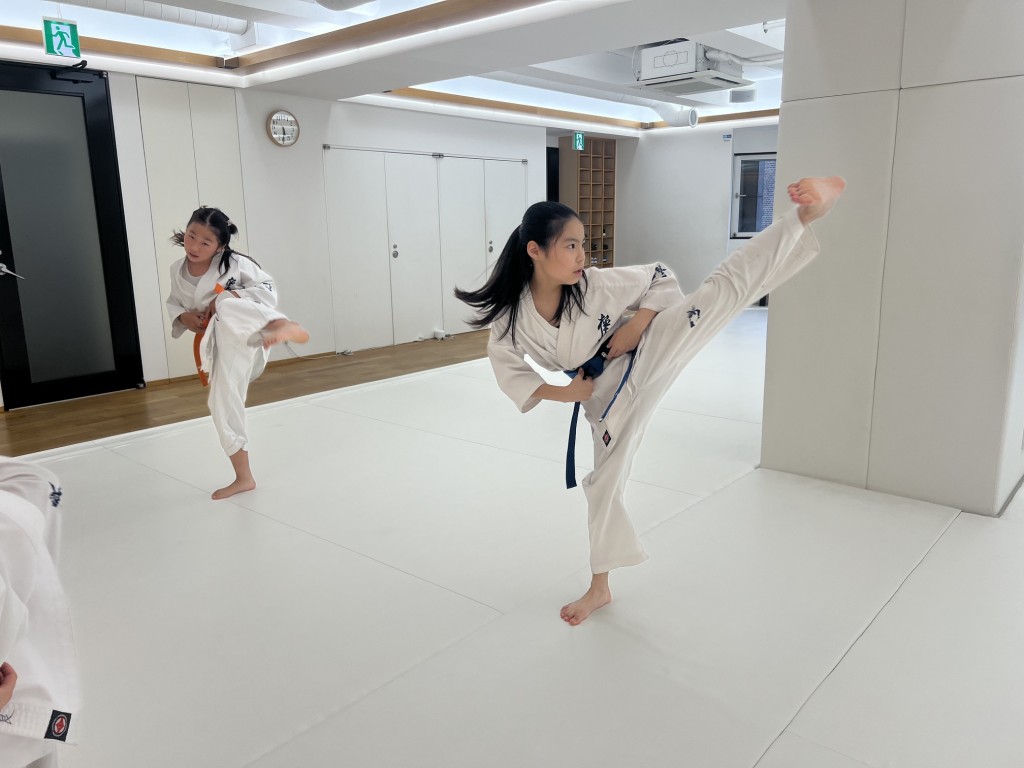 image2