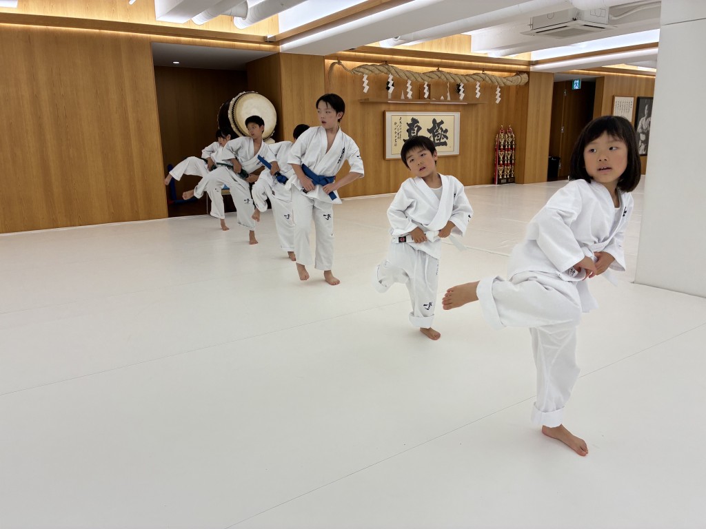 image3