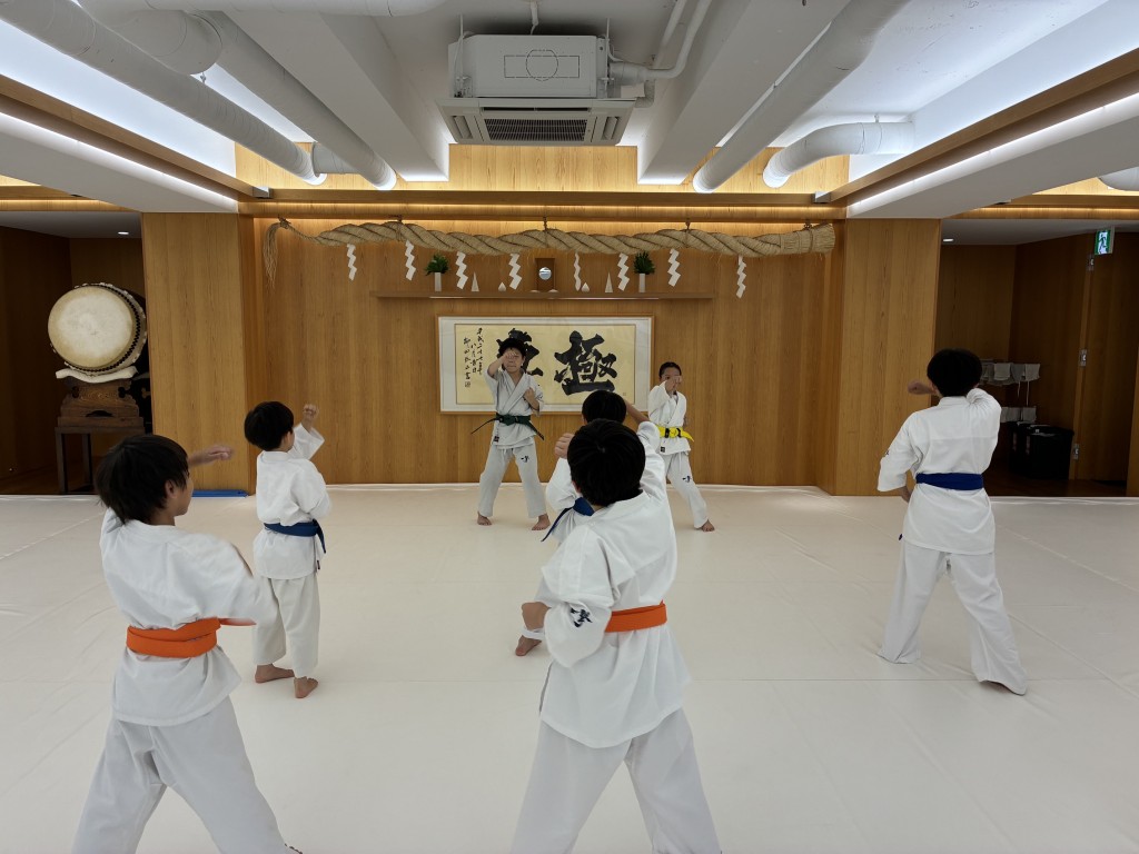 image3