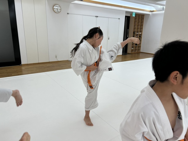 image4