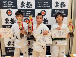 小学五年生男子初級の部 優勝:羽田野結心 準優勝:松平碧真 三位:西山遼士