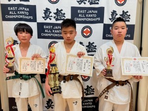 小学六年生男子上級の部 優勝:水越大葵 準優勝:鬼沢篤司 三位:今井翔太