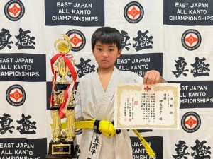 小学一年生男子上級の部 優勝:神長京平