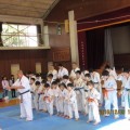東大和道場の皆さんが、小平市上宿小学校にて演武を行いました。（2016・12・3　小平市上宿小学校）