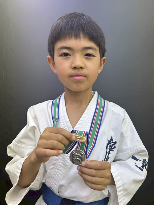 02岩間康太郎選手
