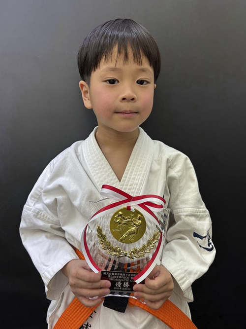 01宮本章輔選手