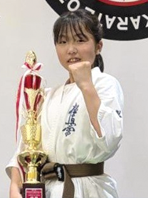 01安村絢希選手