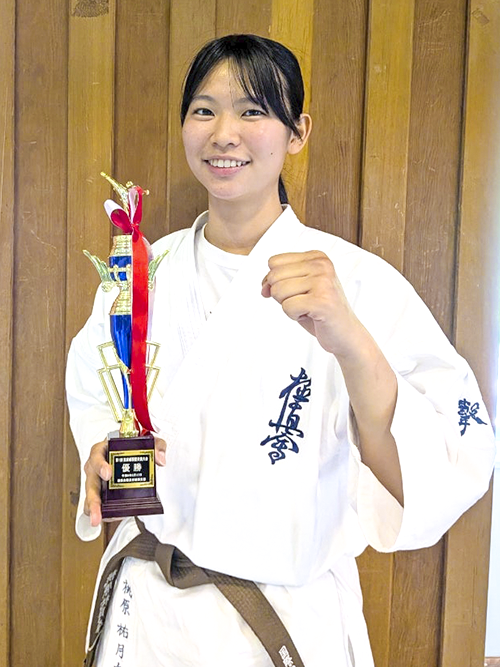 02桃原祐月季選手