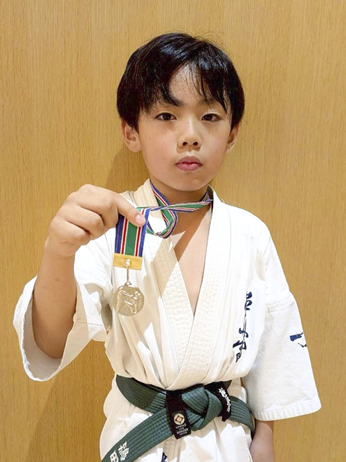 09鴇田葵選手