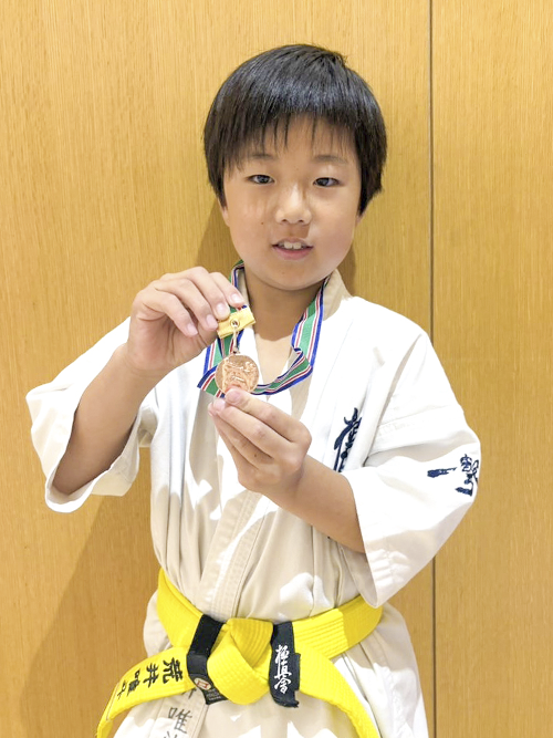 B04荒井唯斗選手
