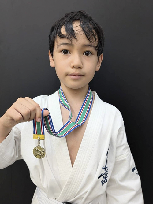 04榊原弘晟選手
