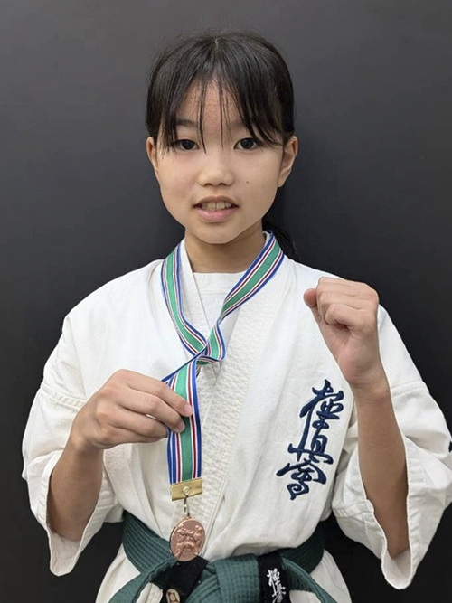 07磯崎葵選手