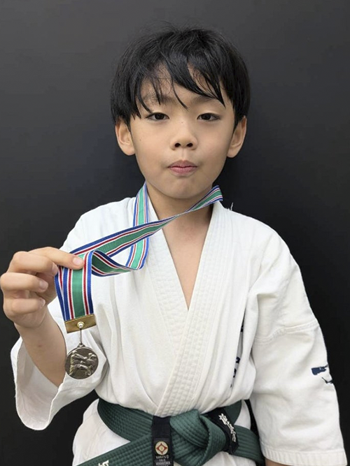 04鴇田葵選手
