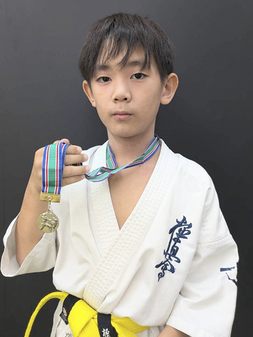 08鶴岡燈央士選手