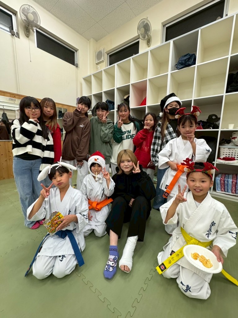 69026CA7-C6DE-4FE5-8D02-A49AA75B2E90