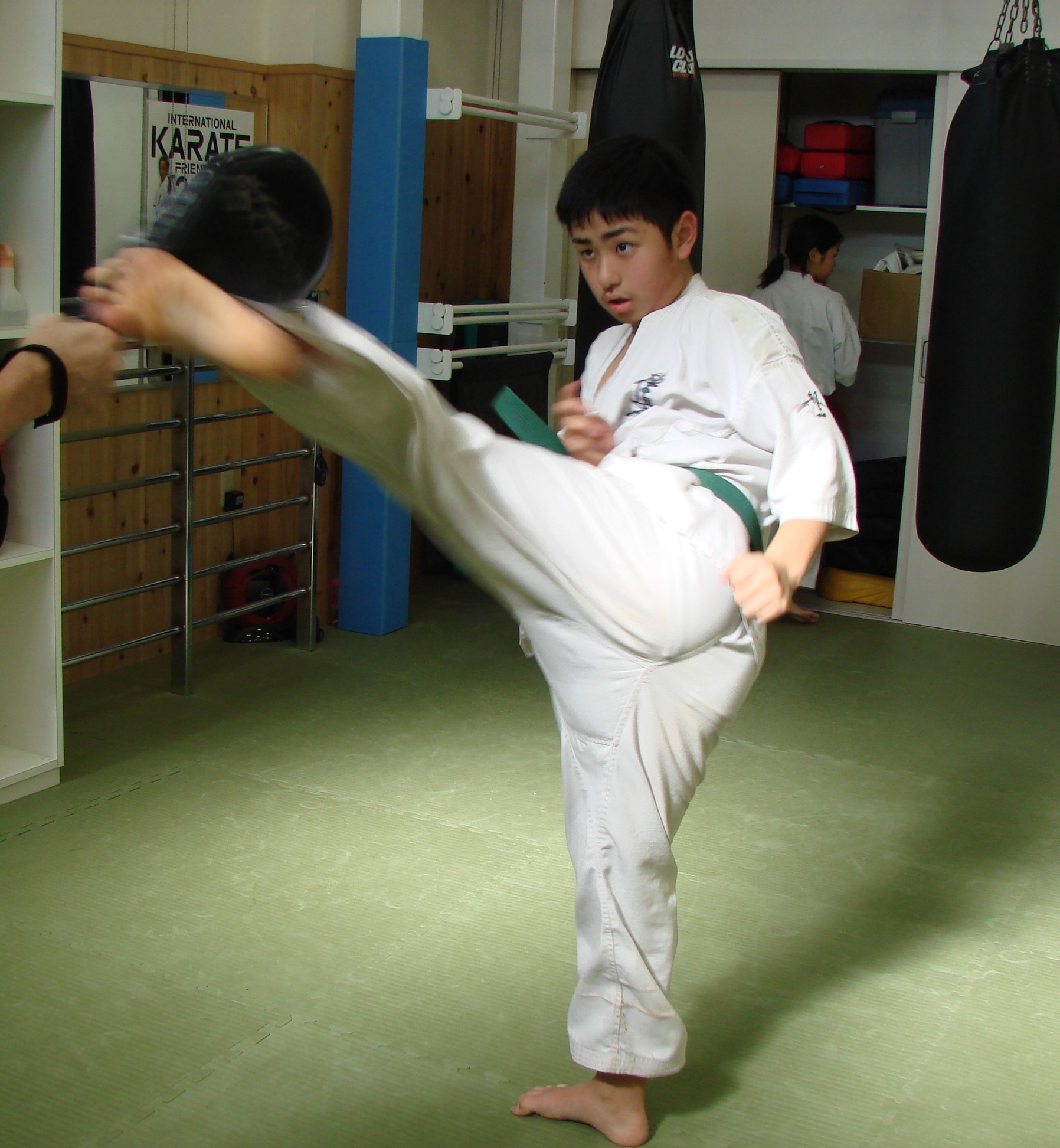 村上利壱